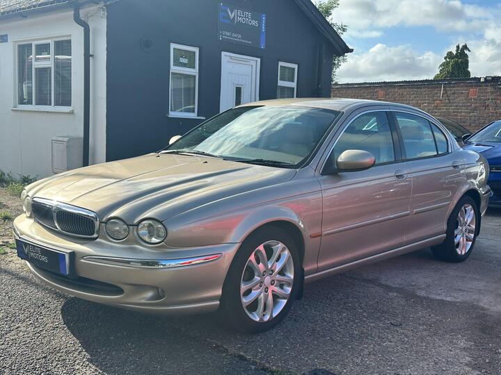 Jaguar X-Type 2.1 Classic 4dr