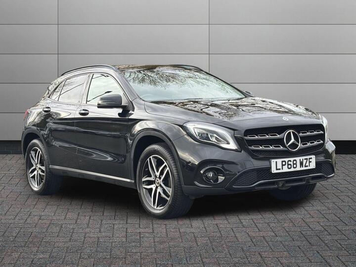 Mercedes-Benz GLA 1.6 GLA180 Urban Edition Euro 6 (s/s) 5dr Mercedes-Benz GLA 1.6 GLA180 Urban Edition Euro 6 (s/s) 5dr