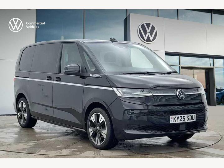 Volkswagen Multivan 2.0 TDI Style DSG Euro 6 (s/s) 5dr Volkswagen Multivan 2.0 TDI Style DSG Euro 6 (s/s) 5dr