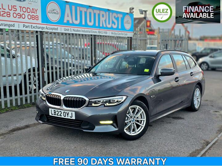 BMW 3 Series 2.0 330e 12kWh SE Pro Touring Auto Euro 6 (s/s) 5dr BMW 3 Series 2.0 330e 12kWh SE Pro Touring Auto Euro 6 (s/s) 5dr