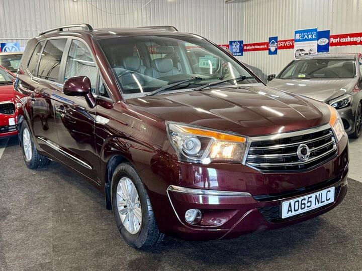 SsangYong TURISMO 2.0 E-XDi ES Euro 5 5dr