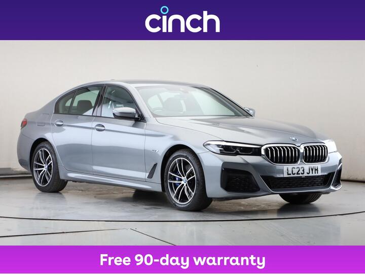 BMW 5 Series 2.0 530e 12kWh M Sport Steptronic XDrive Euro 6 (s/s) 4dr BMW 5 Series 2.0 530e 12kWh M Sport Steptronic XDrive Euro 6 (s/s) 4dr