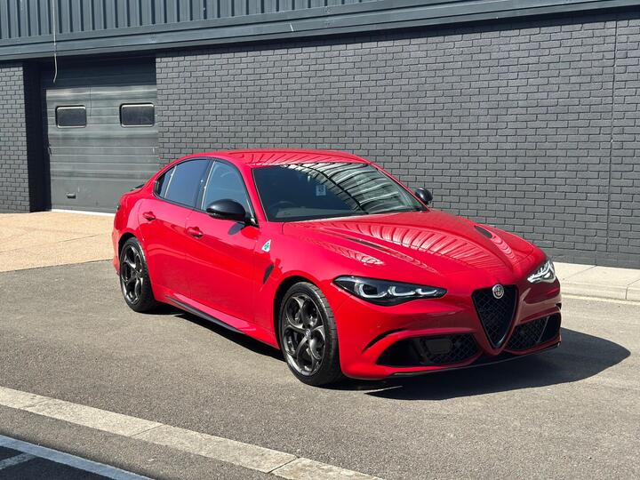 Alfa Romeo Giulia 2.9 V6 Bi-Turbo Quadrifoglio Auto Euro 6 (s/s) 4dr