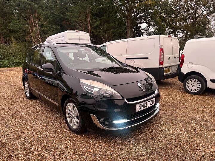 Renault Grand Scenic 1.5 DCi Dynamique TomTom Euro 5 (s/s) 5dr Renault Grand Scenic 1.5 DCi Dynamique TomTom Euro 5 (s/s) 5dr