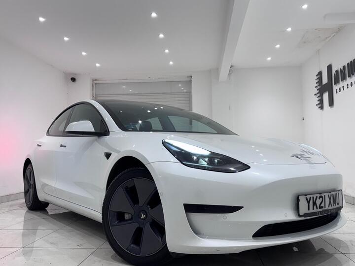 Tesla Model 3 Standard Range Plus Auto RWD 4dr