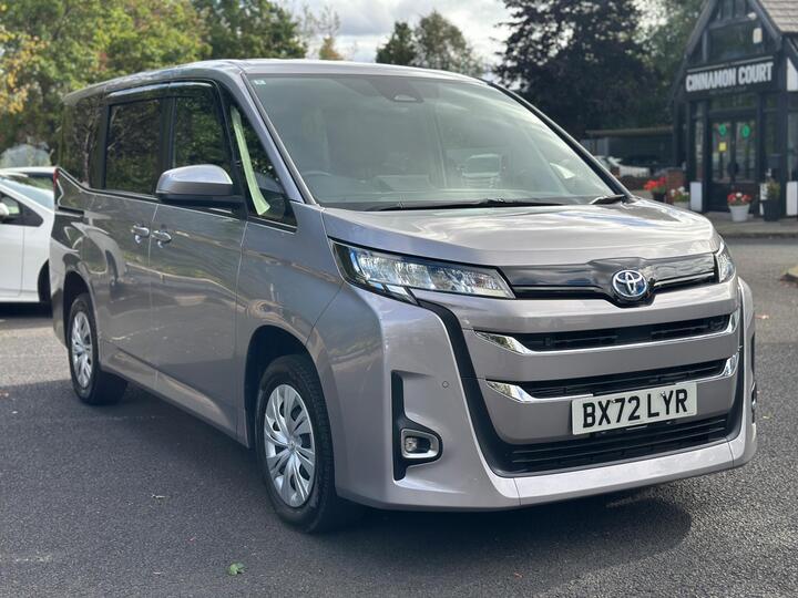 Toyota Noah N/A