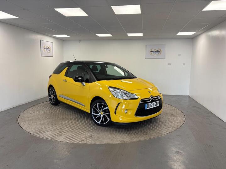DS AUTOMOBILES Ds 3 1.2 PureTech DStyle Nav Euro 6 (s/s) 3dr DS AUTOMOBILES Ds 3 1.2 PureTech DStyle Nav Euro 6 (s/s) 3dr