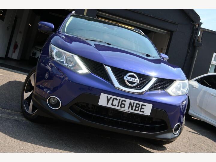 Nissan QASHQAI 1.2 DIG-T N-Connecta XTRON 2WD Euro 6 (s/s) 5dr