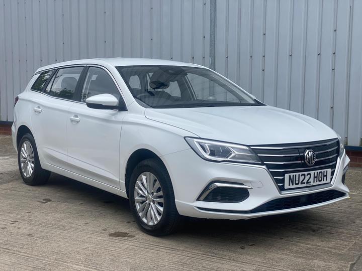 MG MG5 61.1kWh Excite Long Range Auto 5dr