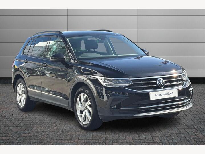 Volkswagen Tiguan 1.5 TSI Life Euro 6 (s/s) 5dr