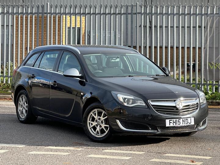 Vauxhall Insignia 2.0 CDTi EcoFLEX Design Sports Tourer Euro 5 (s/s) 5dr Vauxhall Insignia 2.0 CDTi EcoFLEX Design Sports Tourer Euro 5 (s/s) 5dr