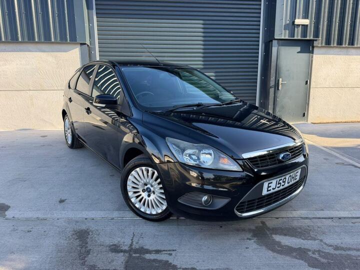Ford FOCUS 1.6 Titanium 5dr