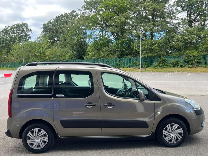 Citroen Berlingo 1.6 E-HDi Airdream XTR Multispace MPV EGS6 Euro 5 (s/s) 5dr