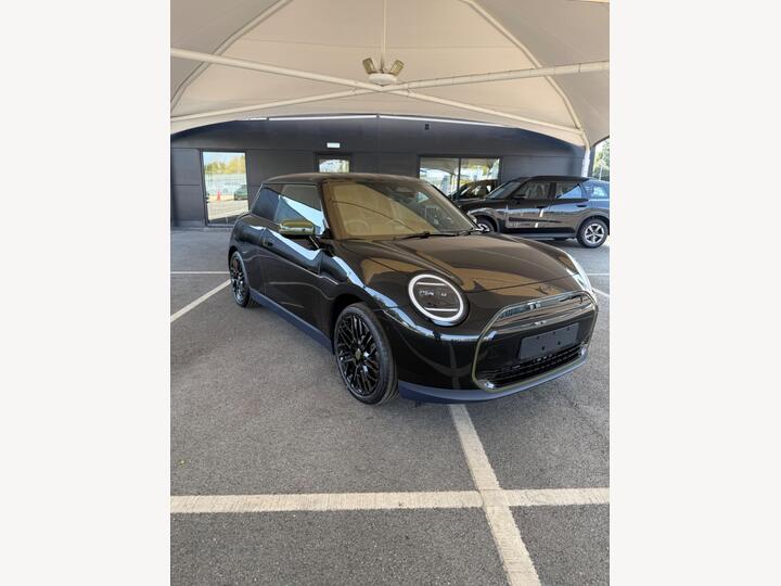 MINI Electric Cooper E 40.7kWh Paul Smith Edition Auto 3dr