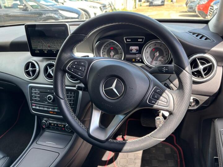 Mercedes-Benz GLA 2.0 GLA250 Sport (Premium) 7G-DCT 4MATIC Euro 6 (s/s) 5dr