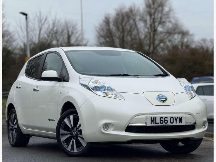 Nissan LEAF 30kWh Tekna Auto 5dr