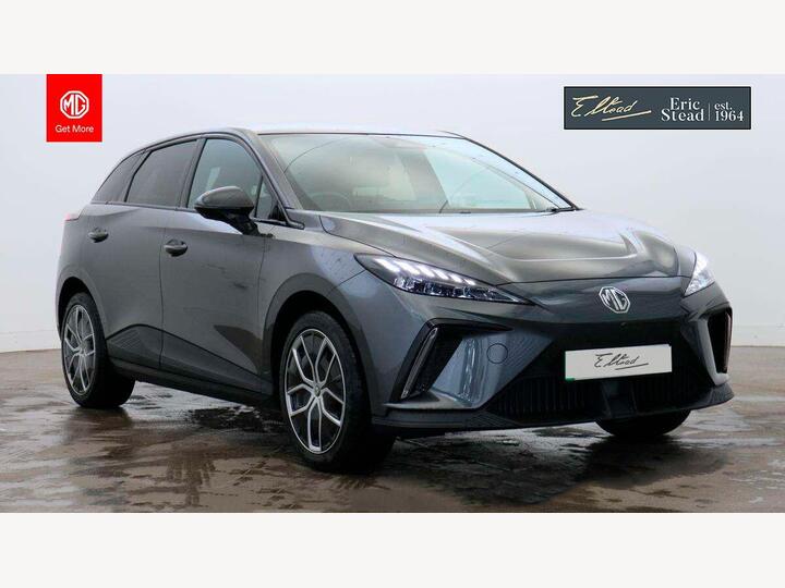 MG MG4 64kWh Trophy Long Range Auto 5dr