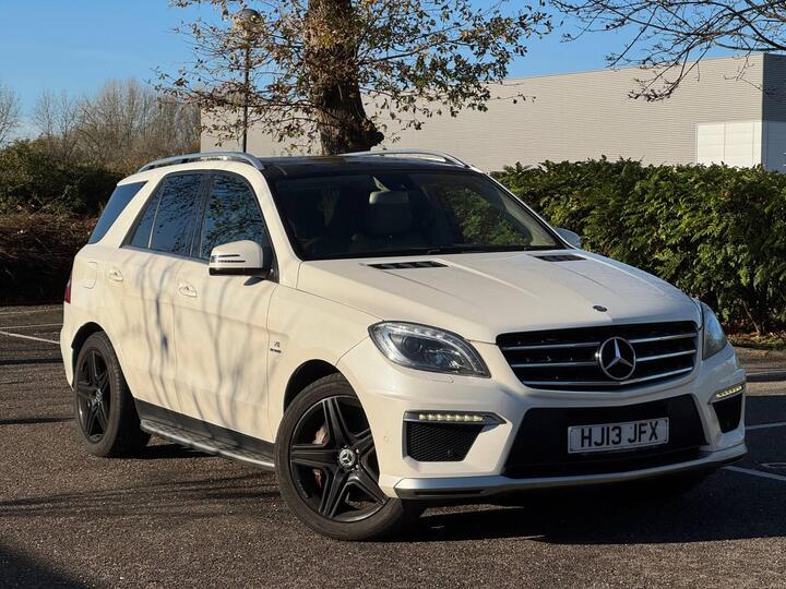 Mercedes-Benz M Class 5.5 ML63 V8 AMG G-Tronic 4WD Euro 5 (s/s) 5dr