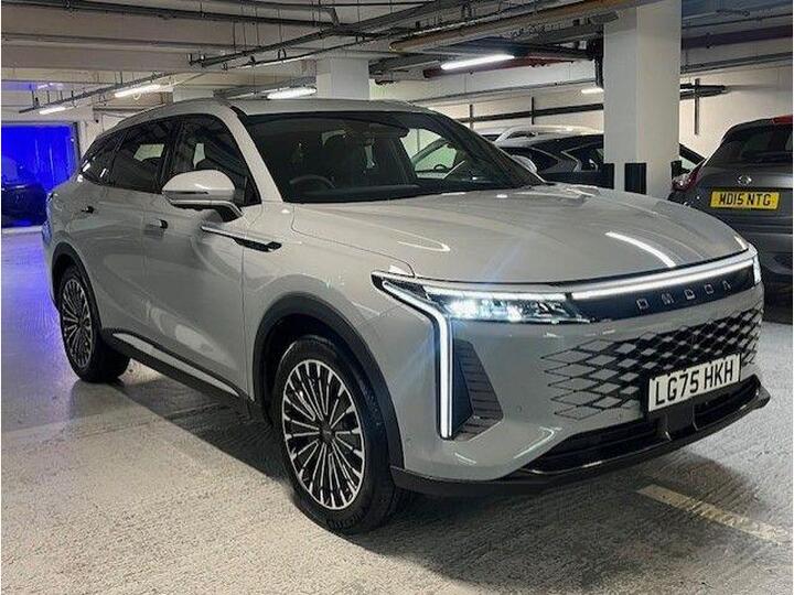 OMODA 9 1.5T SHS 34.46kWh Noble DHT3 4WD Euro 6 (s/s) 5dr