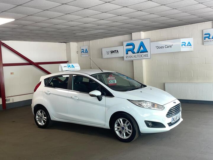 Ford Fiesta 1.0T EcoBoost Zetec Euro 6 (s/s) 5dr