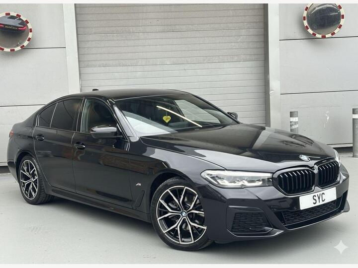 BMW 5 Series 2.0 520d MHT M Sport Steptronic XDrive Euro 6 (s/s) 4dr BMW 5 Series 2.0 520d MHT M Sport Steptronic XDrive Euro 6 (s/s) 4dr
