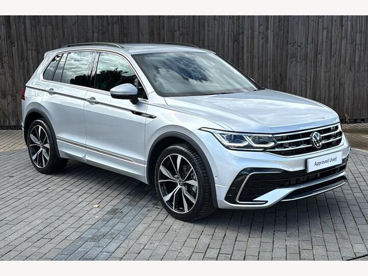 Volkswagen Tiguan 2.0 TDI R-Line Edition DSG Euro 6 (s/s) 5dr