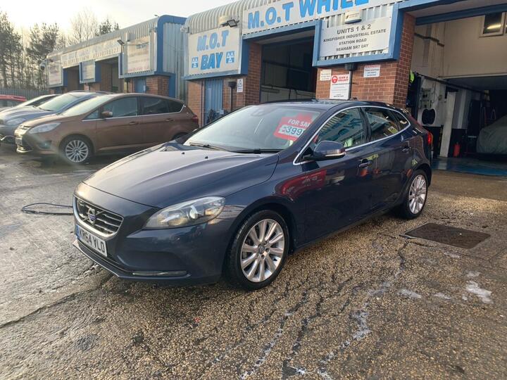 Volvo V40 1.6 D2 SE Lux Nav Euro 5 (s/s) 5dr