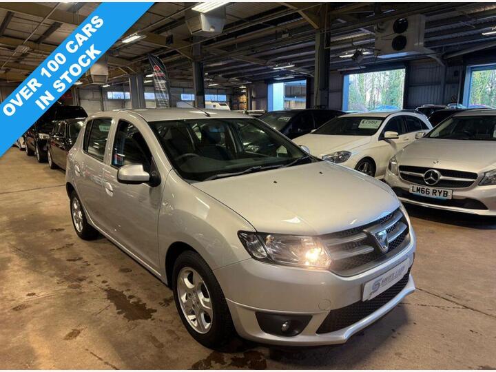Dacia SANDERO 1.5 DCi Laureate Euro 6 (s/s) 5dr Dacia SANDERO 1.5 DCi Laureate Euro 6 (s/s) 5dr