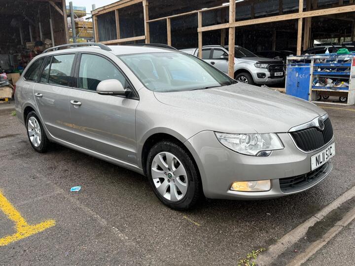 Skoda Superb 1.8 TSI S Euro 5 5dr