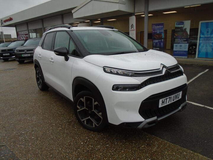 Citroen C3 Aircross 1.2 PureTech Shine Plus EAT6 Euro 6 (s/s) 5dr Citroen C3 Aircross 1.2 PureTech Shine Plus EAT6 Euro 6 (s/s) 5dr