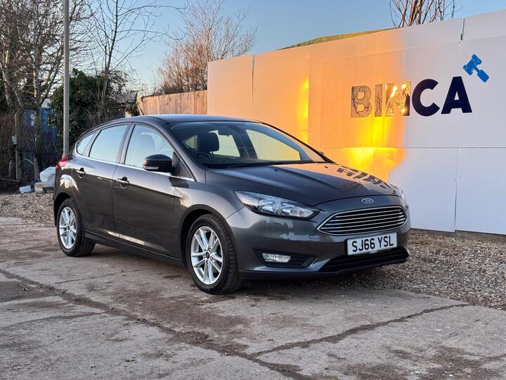 Ford Focus 1.0T EcoBoost Zetec Euro 6 (s/s) 5dr