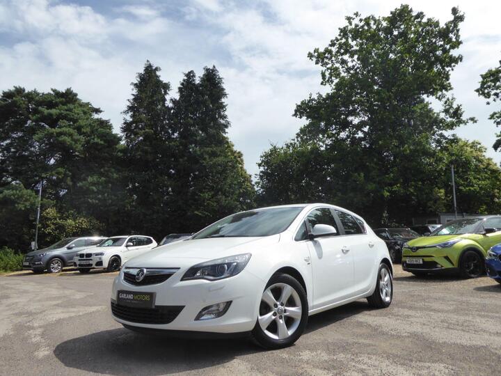 Vauxhall Astra 1.6T 16v SRi Euro 5 5dr