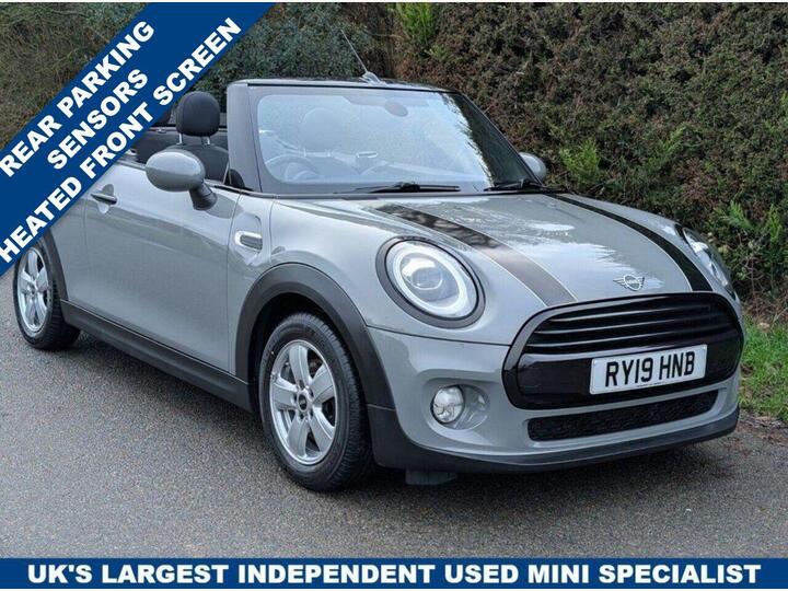 MINI CONVERTIBLE 1.5 Cooper Classic Euro 6 (s/s) 2dr