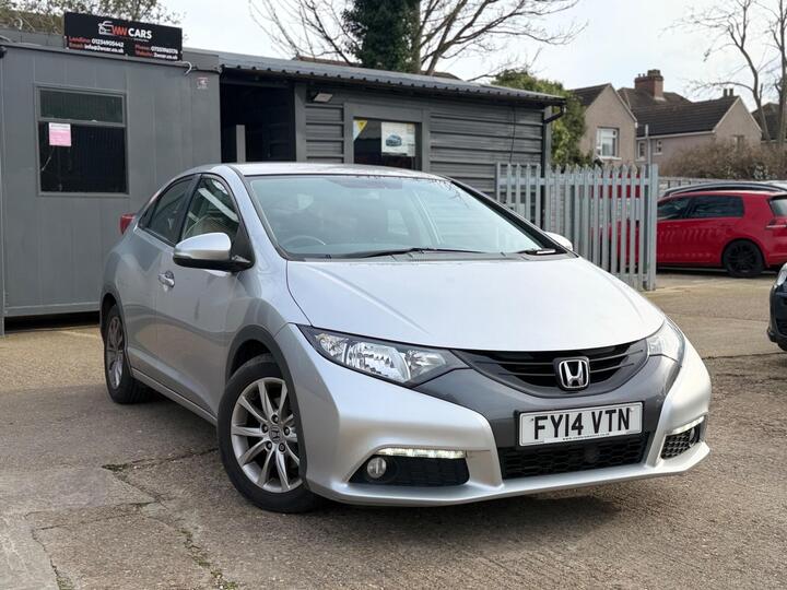 Honda Civic 1.8 I-VTEC ES-T Euro 5 (s/s) 5dr