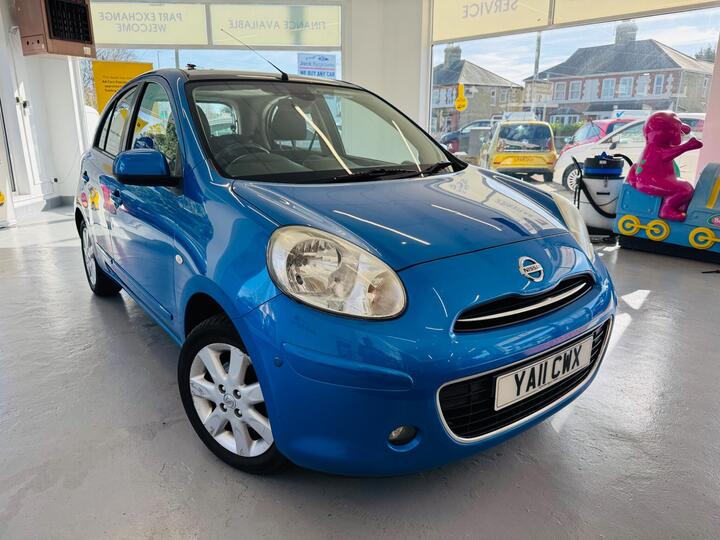 Nissan Micra 1.2 DIG-S Tekna Euro 5 (s/s) 5dr Nissan Micra 1.2 DIG-S Tekna Euro 5 (s/s) 5dr