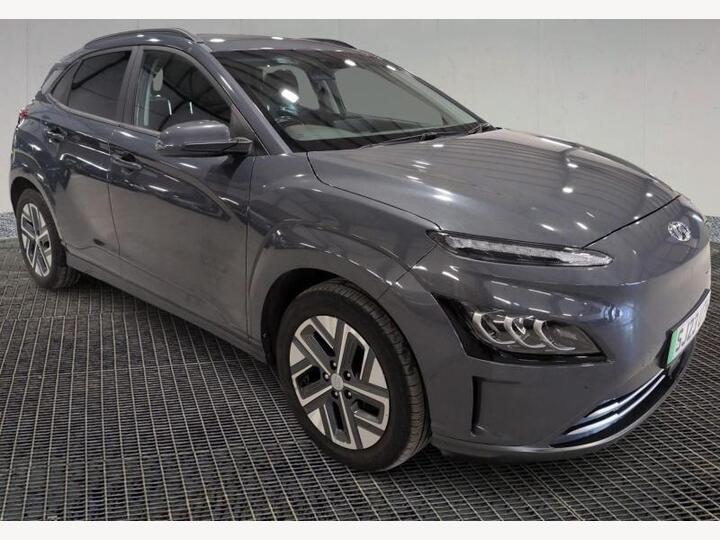 Hyundai KONA 64kWh Premium Auto 5dr (10.5kW Charger)