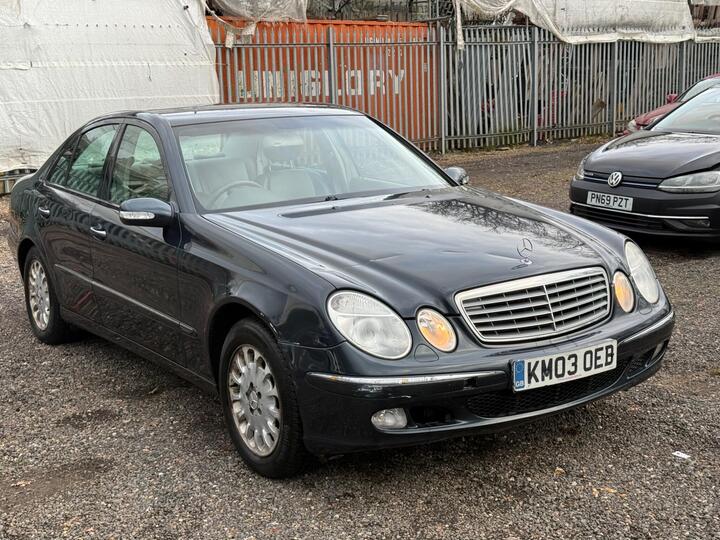 Mercedes-Benz E Class 2.6 E240 Elegance 4dr