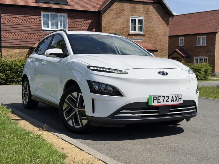Hyundai KONA 39kWh Premium Auto 5dr (10.5kW Charger)