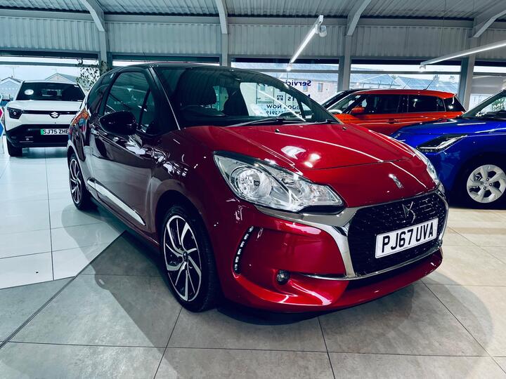DS AUTOMOBILES DS 3 1.2 PureTech Connected Chic Euro 6 3dr DS AUTOMOBILES DS 3 1.2 PureTech Connected Chic Euro 6 3dr