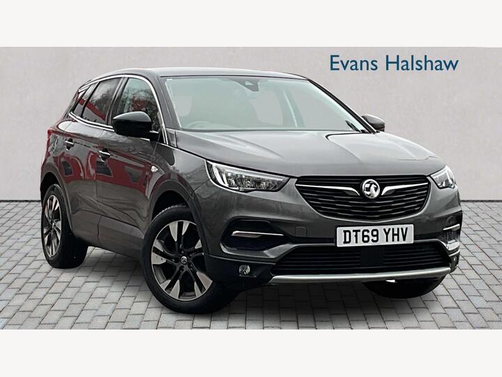 Vauxhall Grandland X Hatchback 1.2 Turbo SRi Nav 5dr Vauxhall Grandland X Hatchback 1.2 Turbo SRi Nav 5dr