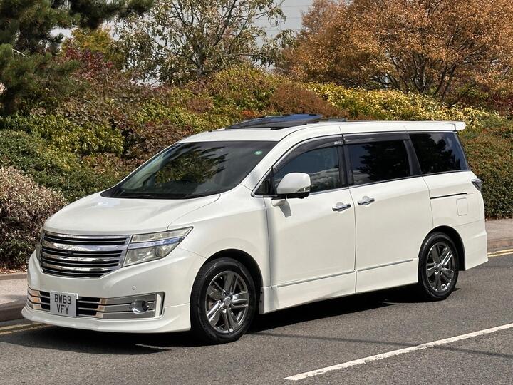 Nissan Elgrand 2.5 AUTEC Rider HighWay Star 8 Seat Auto