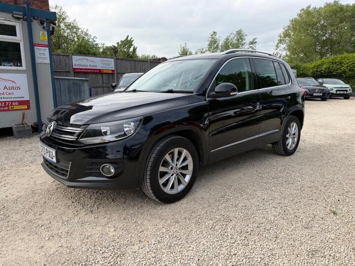 Volkswagen Tiguan 2.0 TDI BlueMotion Tech SE 4WD Euro 5 (s/s) 5dr