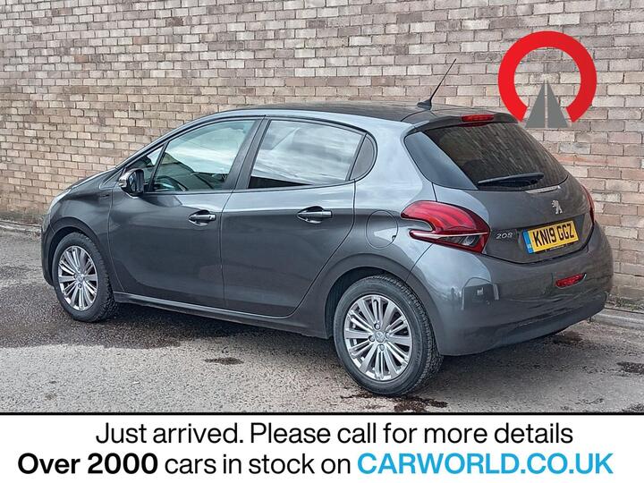 Peugeot 208 1.2 PureTech Signature Euro 6 (s/s) 5dr