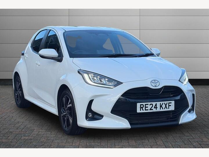 Toyota Yaris 1.5 VVT-h Design E-CVT Euro 6 (s/s) 5dr