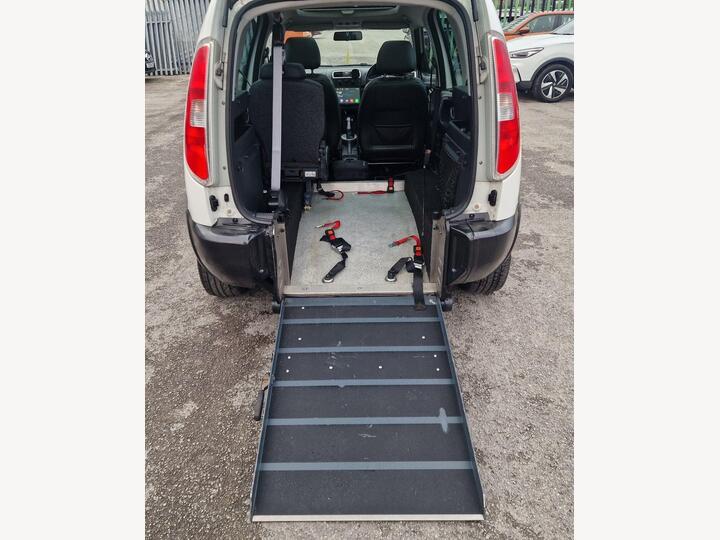 Skoda ROOMSTER 1.6 16V Scout Tiptronic 5dr