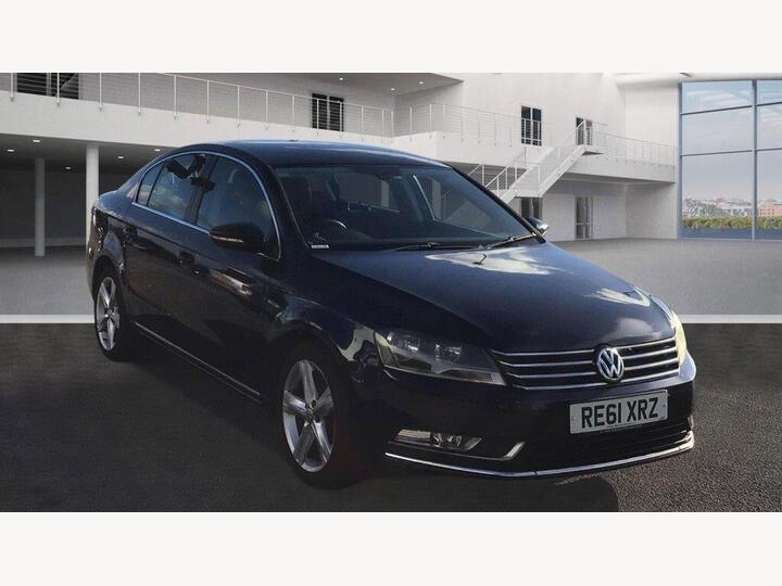 Volkswagen Passat 2.0 TDI BlueMotion Tech SE Euro 5 (s/s) 4dr Volkswagen Passat 2.0 TDI BlueMotion Tech SE Euro 5 (s/s) 4dr