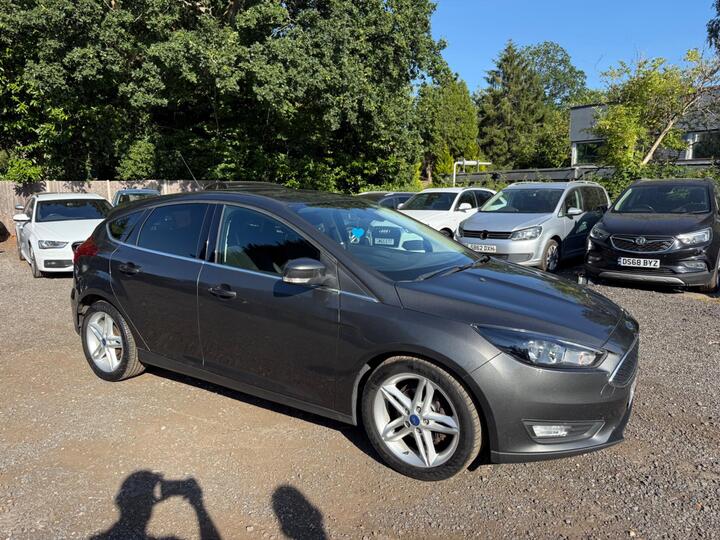 Ford Focus 1.0T EcoBoost Zetec Euro 6 (s/s) 5dr