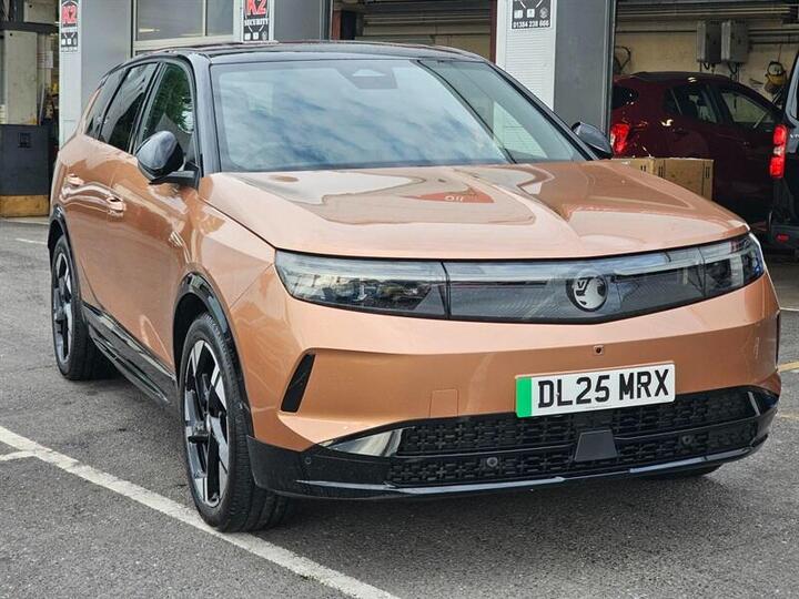 Vauxhall Grandland Electric 73kWh Ultimate Auto 5dr