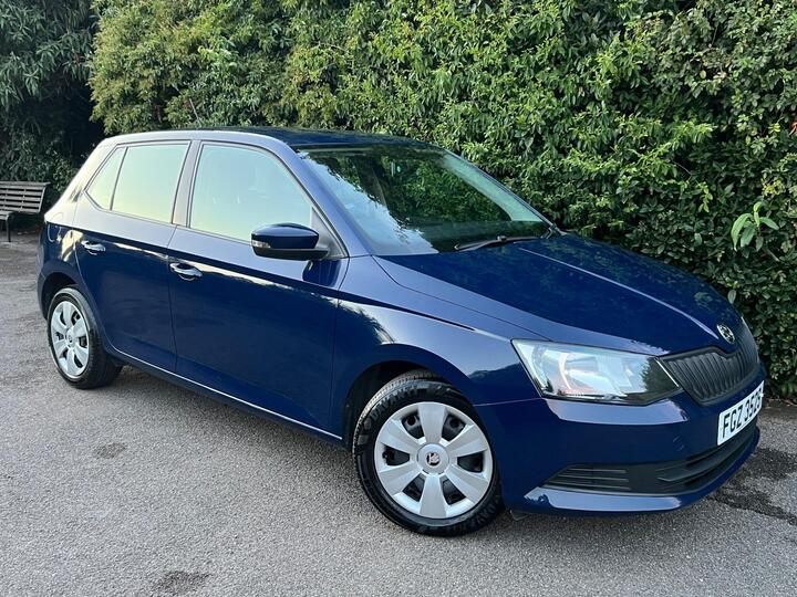 Skoda Fabia 1.0 S Euro 6 (s/s) 5dr Skoda Fabia 1.0 S Euro 6 (s/s) 5dr