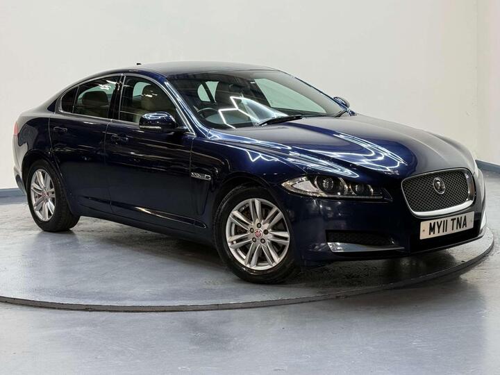 Jaguar XF 2.2d Luxury Auto Euro 5 (s/s) 4dr